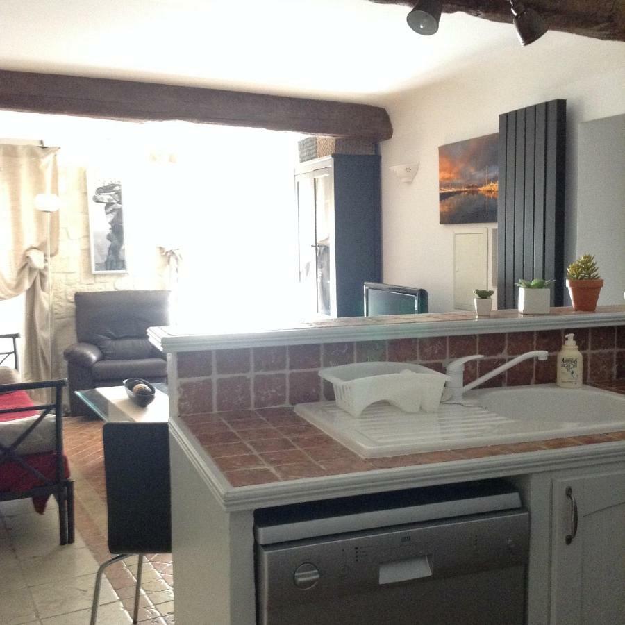 Vieille 1 - Luca's Apartment, 1 Bedroom, Max 2 Adults And 2 Kids *