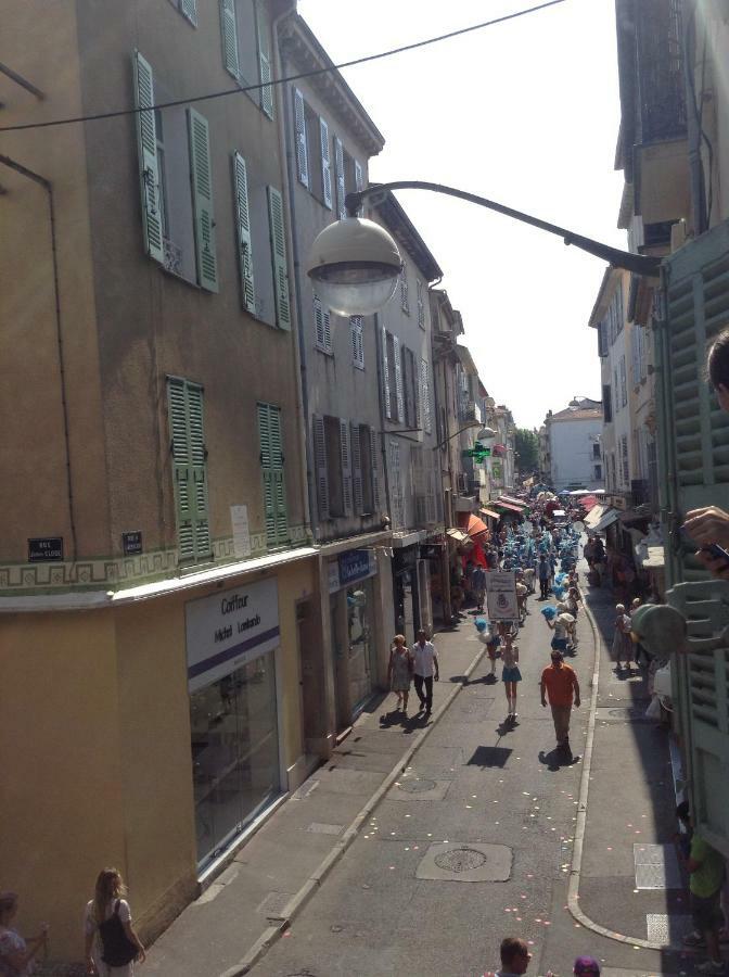 Vieille Ville, 1 Bedroom Apt, Max 2 Adults&2 Kids Appartement