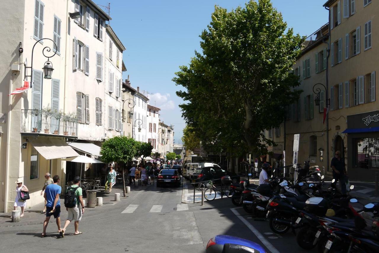 Vieille Ville, 1 Bedroom Apt, Max 2 Adults&2 Kids Appartement *
