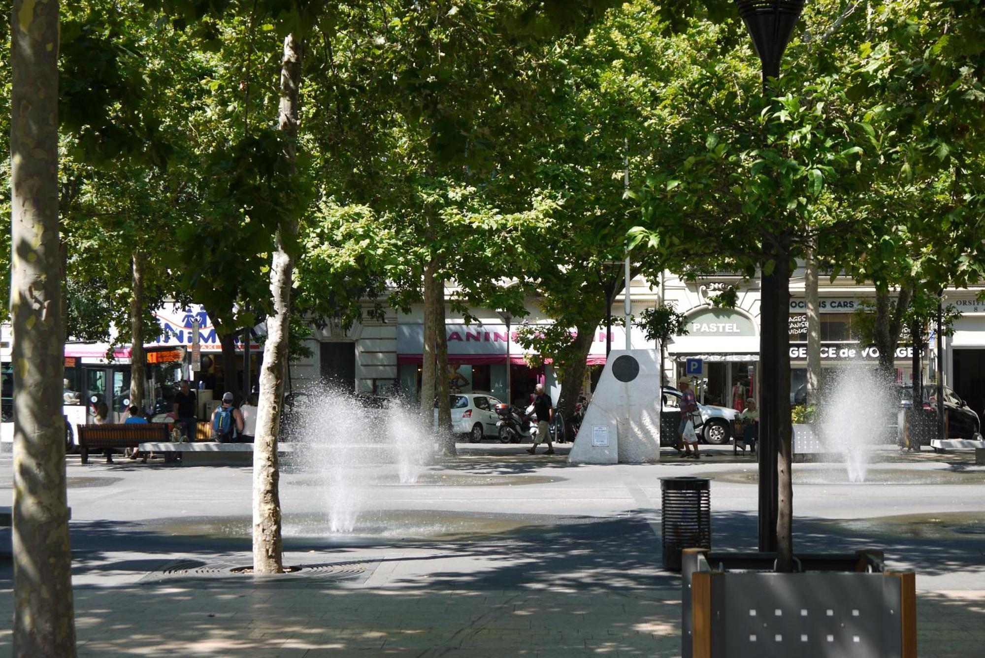 Vieille Ville, 1 Bedroom Apt, Max 2 Adults&2 Kids Antibes