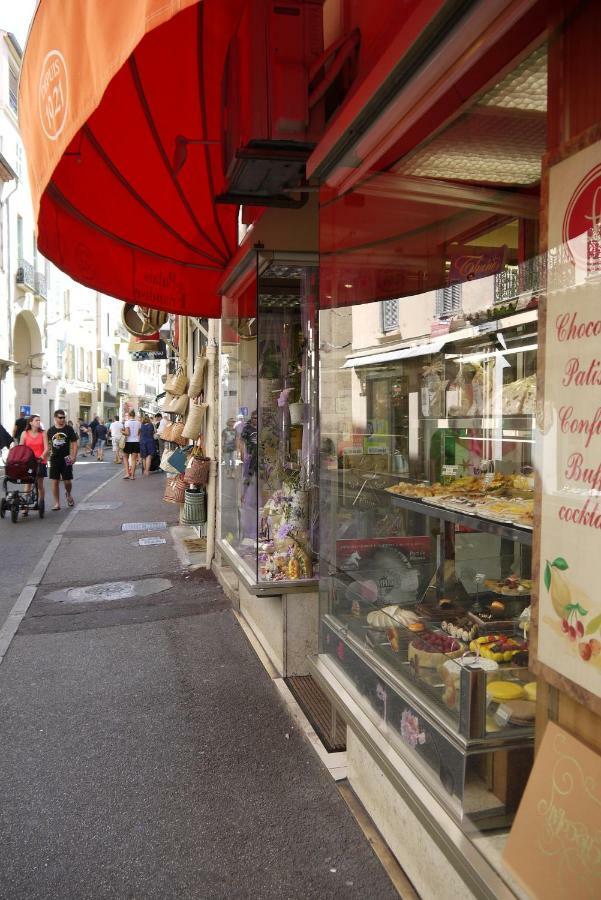 Vieille Ville, 1 Bedroom Apt, Max 2 Adults&2 Kids Appartement